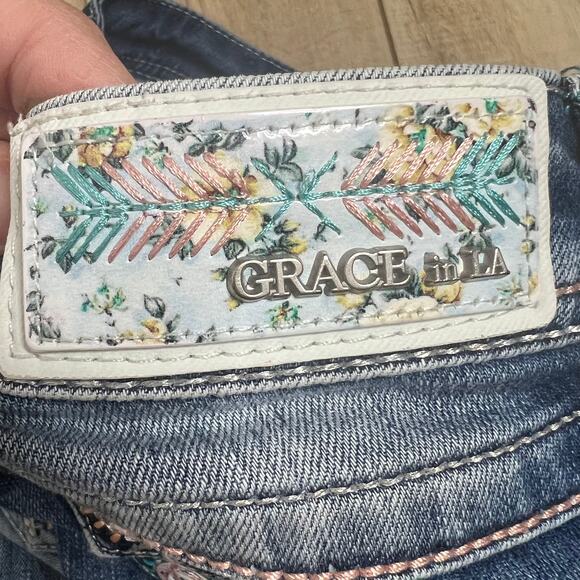 Grace in LA Jeans Straight Cropped Embellished Size 27 - Picture 5 of 13